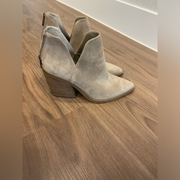 Vince Camuto Women’s Tan Suede Ankle Boots - Picture 2 of 8